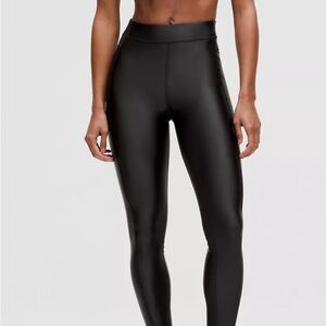 Lulu Lemon Satin Shine Black High-Waisted Leggings 25” size 14
